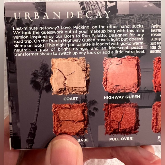 BNWT Urban Decay Highway Queen On the Run Mini Eyeshadow Palette - Picture 4 of 4